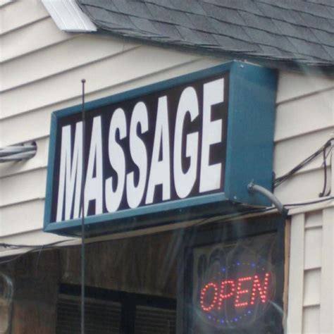 Erotic massage Canal Winchester