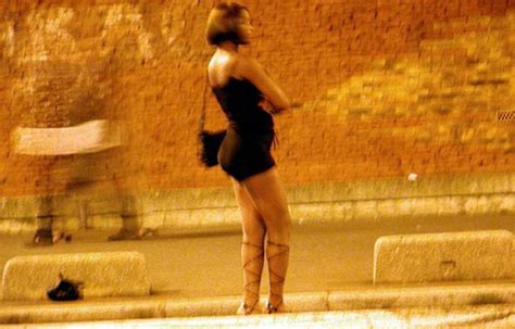Trouver une prostituée Istres