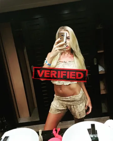 Britney Arsch Finde eine Prostituierte Mons