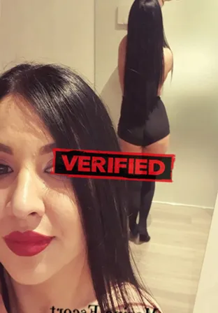 Amanda strapón Prostituta Herrera